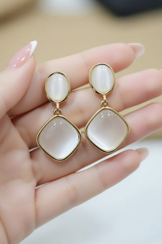 Buy 1 Necklace & Get 2 Pairs of Earrings FREE – Limited Time Offer