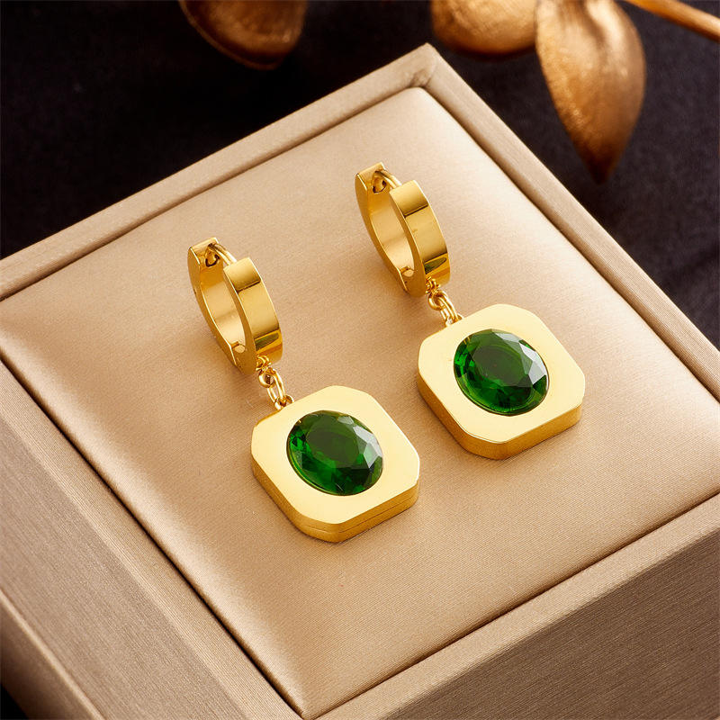Anti Tarnish Jewellery for Women | Waterproof & Long-Lasting