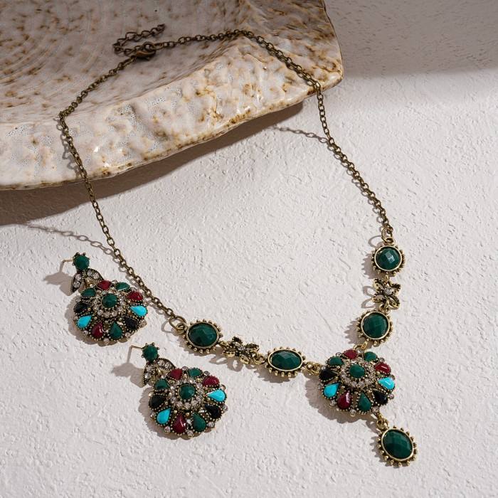 Luxury Rhinestone Flower Necklace & Earring Set for Women