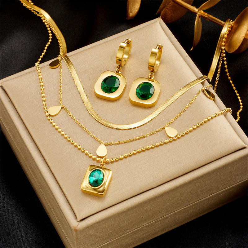 Anti Tarnish Jewellery for Women | Waterproof & Long-Lasting